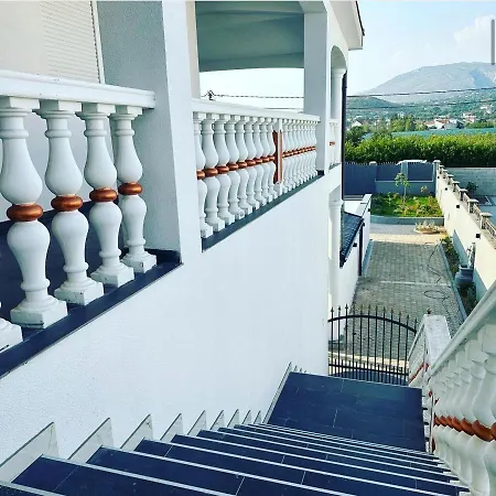 Orijent Hm Villa *